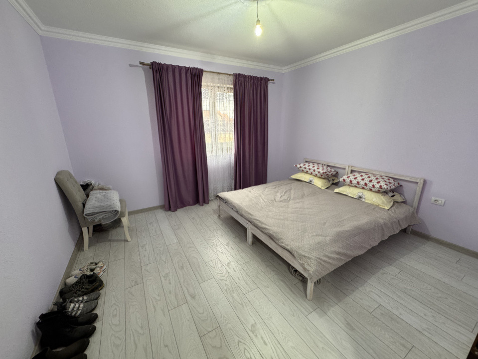 CASA INDIVIDUALA, COMPLET MOBILATA SI UTILATA, 740 MP TEREN.