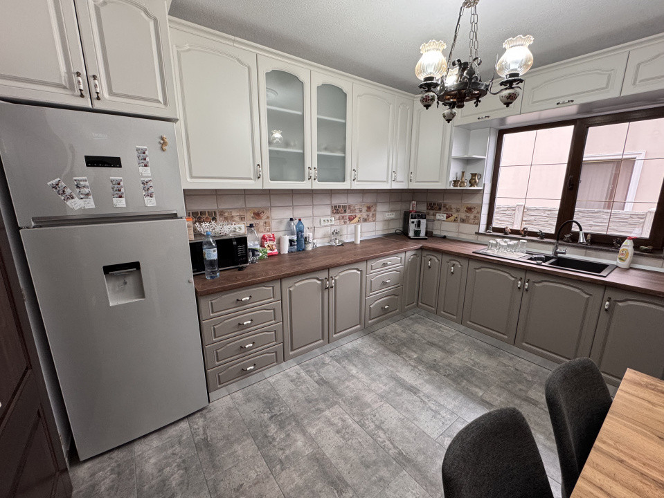 CASA INDIVIDUALA, COMPLET MOBILATA SI UTILATA, 740 MP TEREN.