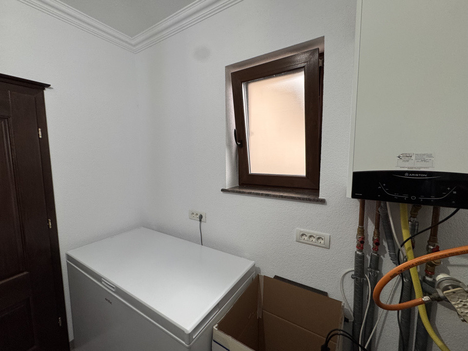 CASA INDIVIDUALA, COMPLET MOBILATA SI UTILATA, 740 MP TEREN.