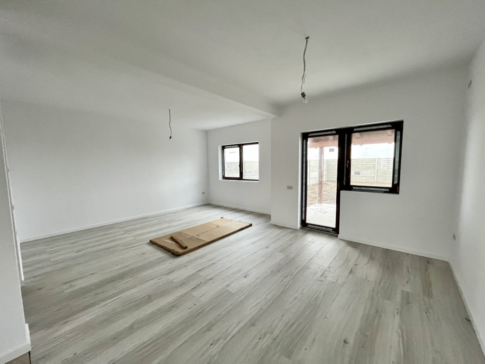 Pozitie Excelenta, 4 Camere, Zid Despartitor Dublu