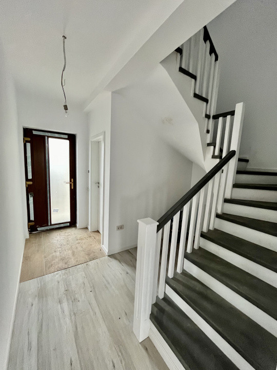 Pozitie Excelenta, 4 Camere, Zid Despartitor Dublu