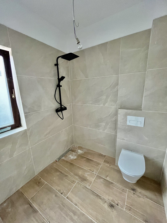 Pozitie Excelenta, 4 Camere, Zid Despartitor Dublu