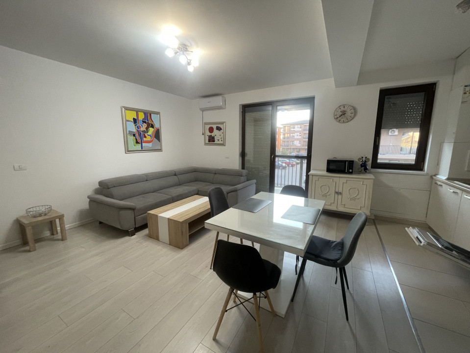 Apartament superb Eso Giroc la etajul 1