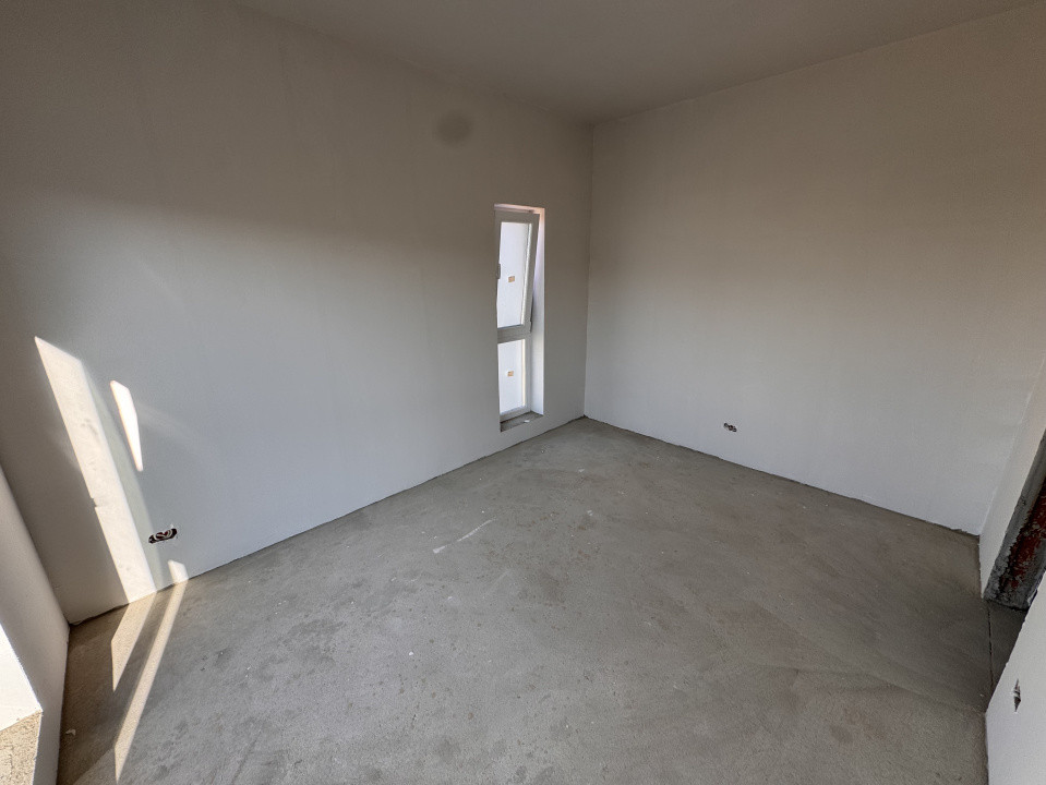 DIRECT DEZVOLTATOR, TOATE UTILITATILE, PREMIUM, IZOLAT FONIC