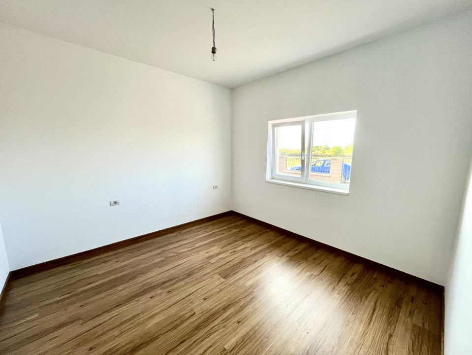 Finalizata, 3 Camere, Asfalt