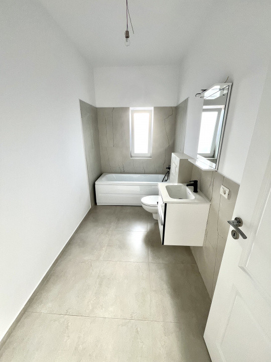 Finalizata, 3 Camere, Asfalt