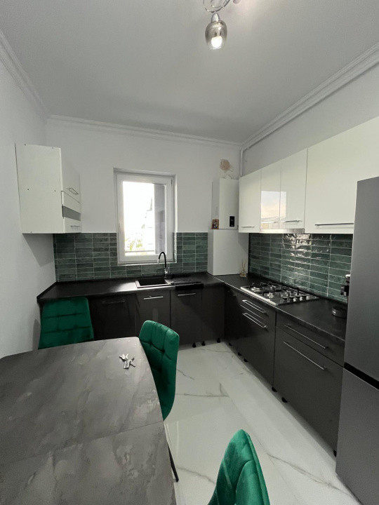 DECOMANDAT, SPATIOS, APARTAMENT CU 2 CAMERE DE INCHIRIAT