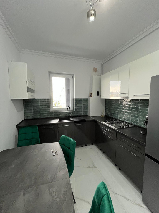 DECOMANDAT, SPATIOS, APARTAMENT CU 2 CAMERE DE INCHIRIAT