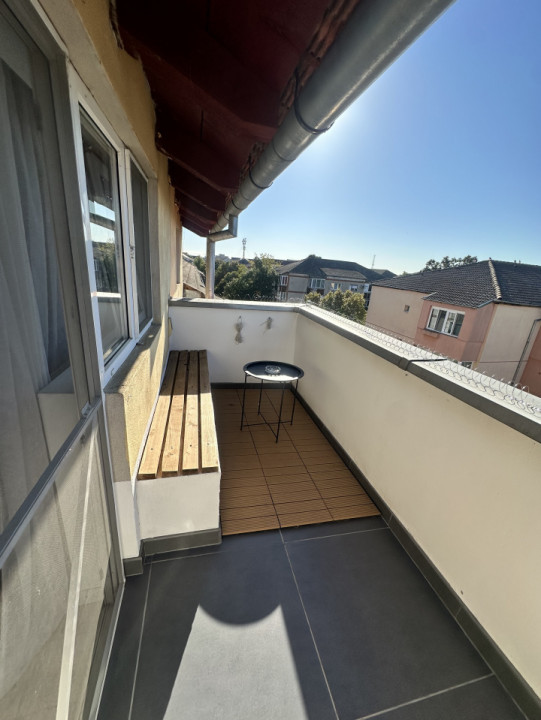 RENOVAT, DECOMANDAT, APARTAMENT CU 2 CAMERE, SOARELUI