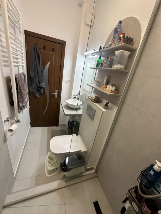 RENOVAT, DECOMANDAT, APARTAMENT CU 2 CAMERE, SOARELUI