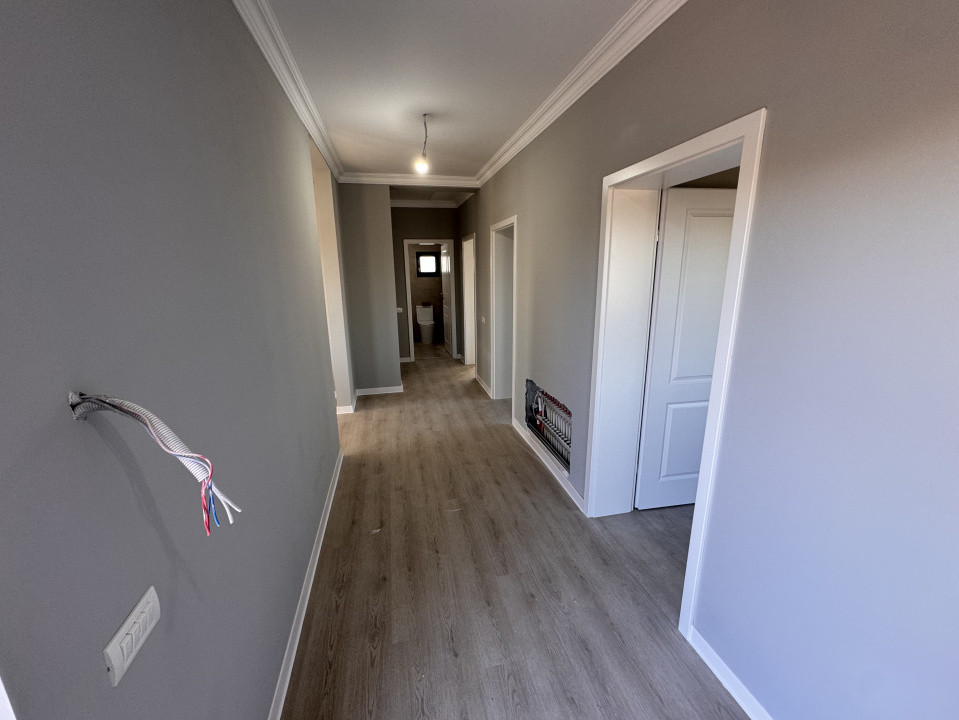 CASA INDIVIDUALA, 500MP TEREN, TOATE UTILITATILE