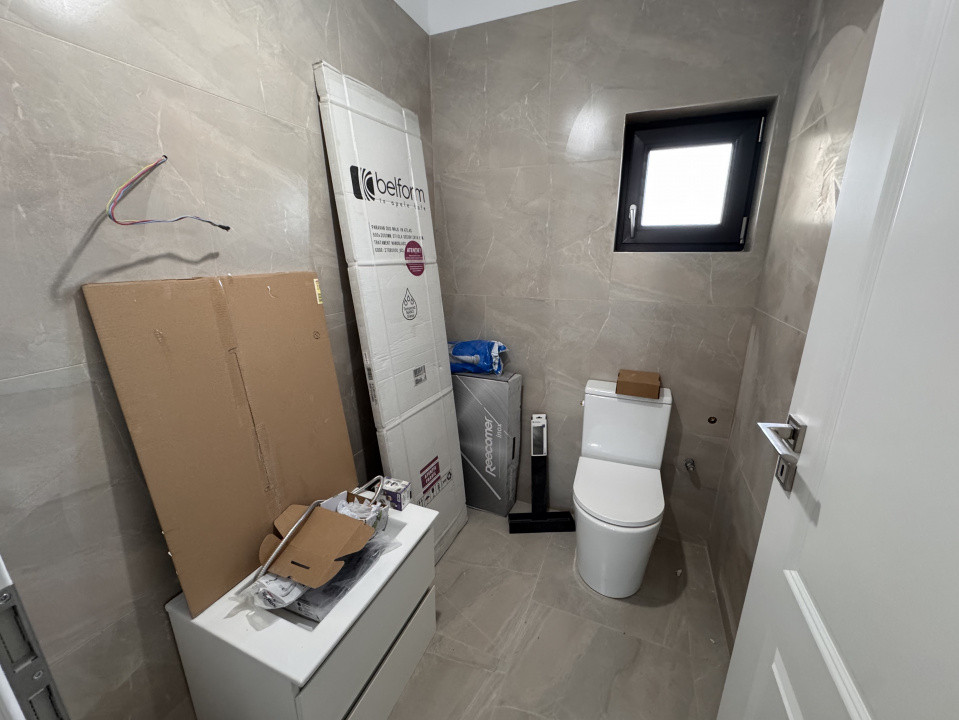 CASA INDIVIDUALA, 500MP TEREN, TOATE UTILITATILE