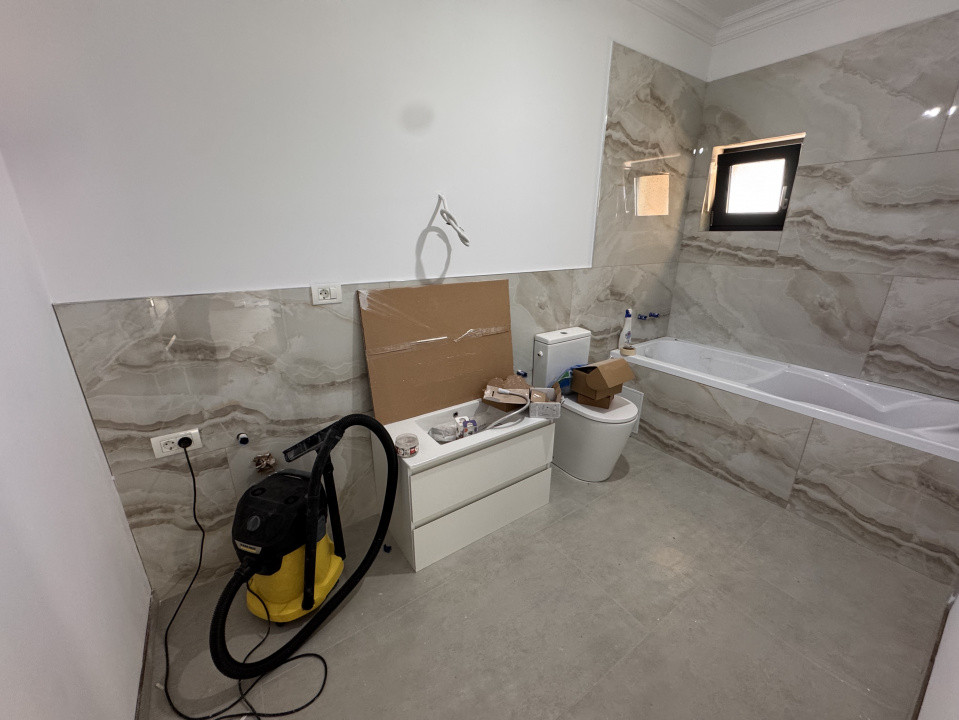 CASA INDIVIDUALA, 500MP TEREN, TOATE UTILITATILE