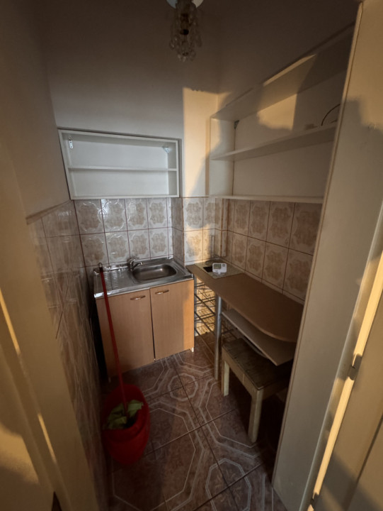 ZONA ULTRACENTRALA, 80 MP UTILI, BIROURI/SERVICII, 