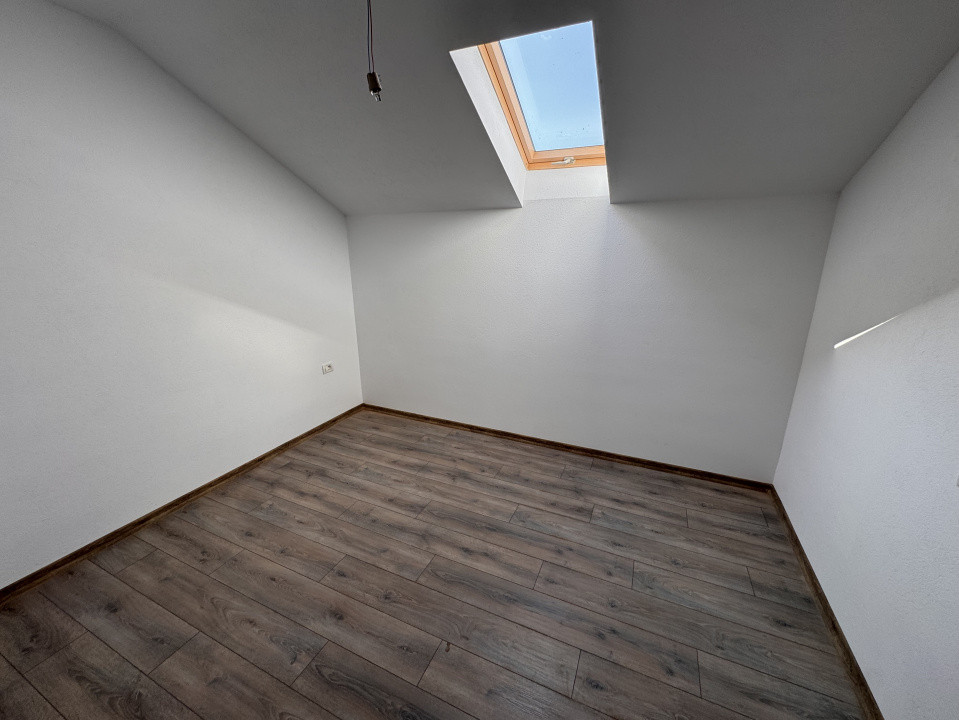 DIRECT DEZVOLTATOR, 415M TEREN, SUPRAFATA GENEROASA