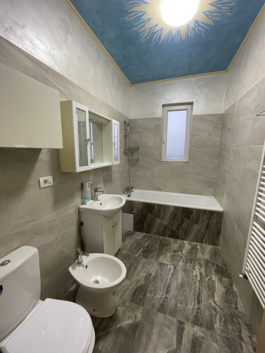 Apartament decomandat la parter,  2 camere Hotel IQ