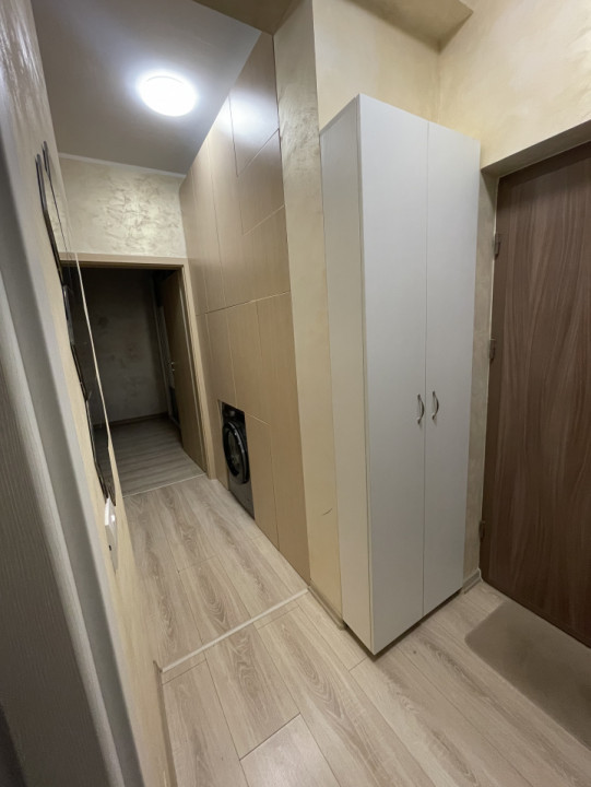 Apartament decomandat la parter,  2 camere Hotel IQ