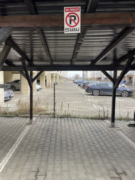 Apartament decomandat la parter,  2 camere Hotel IQ