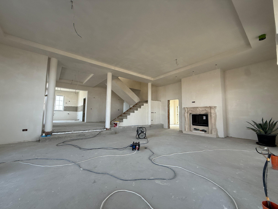CASA DE LUX, 989 MP TEREN, FINISAJE PREMIUM, COMISION 0%.