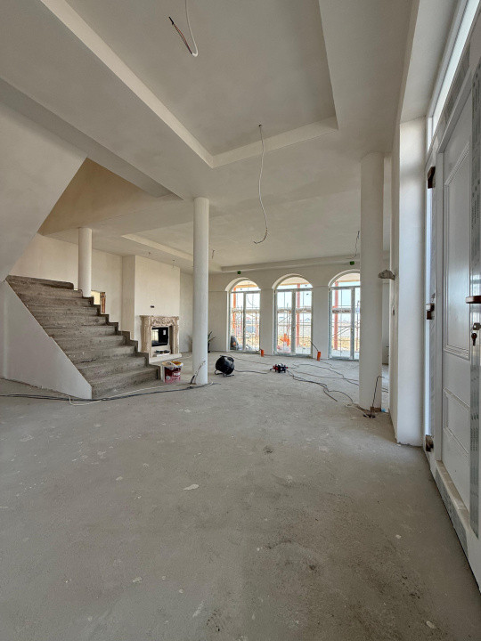 CASA DE LUX, 989 MP TEREN, FINISAJE PREMIUM, COMISION 0%.