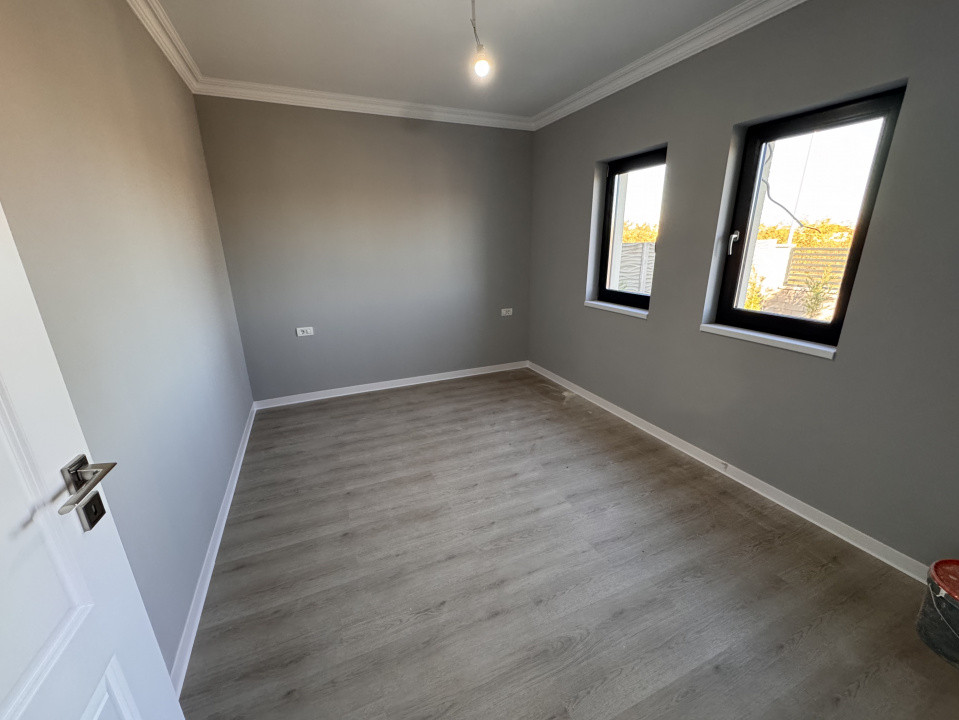 CASA INDIVIDUALA, 500MP TEREN, TOATE UTILITATILE