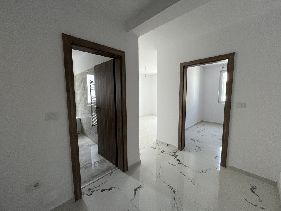 DECOMANDATE, APARTAMENTE CU 1 CAMERA, GIROC