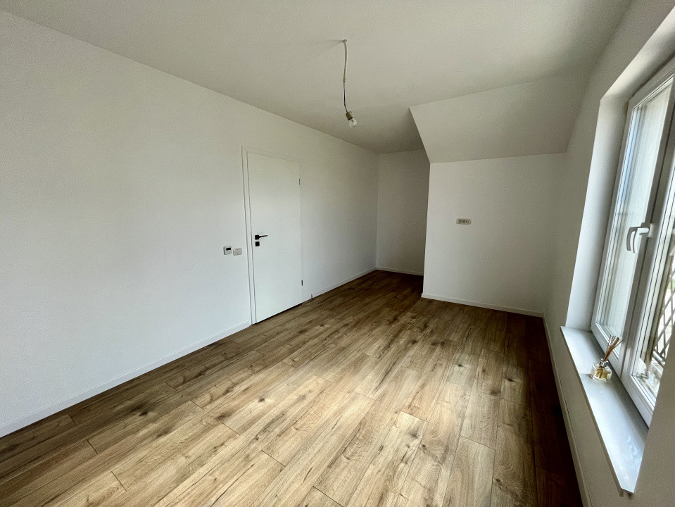 Comision 0%, 4 Camere, Asfalt