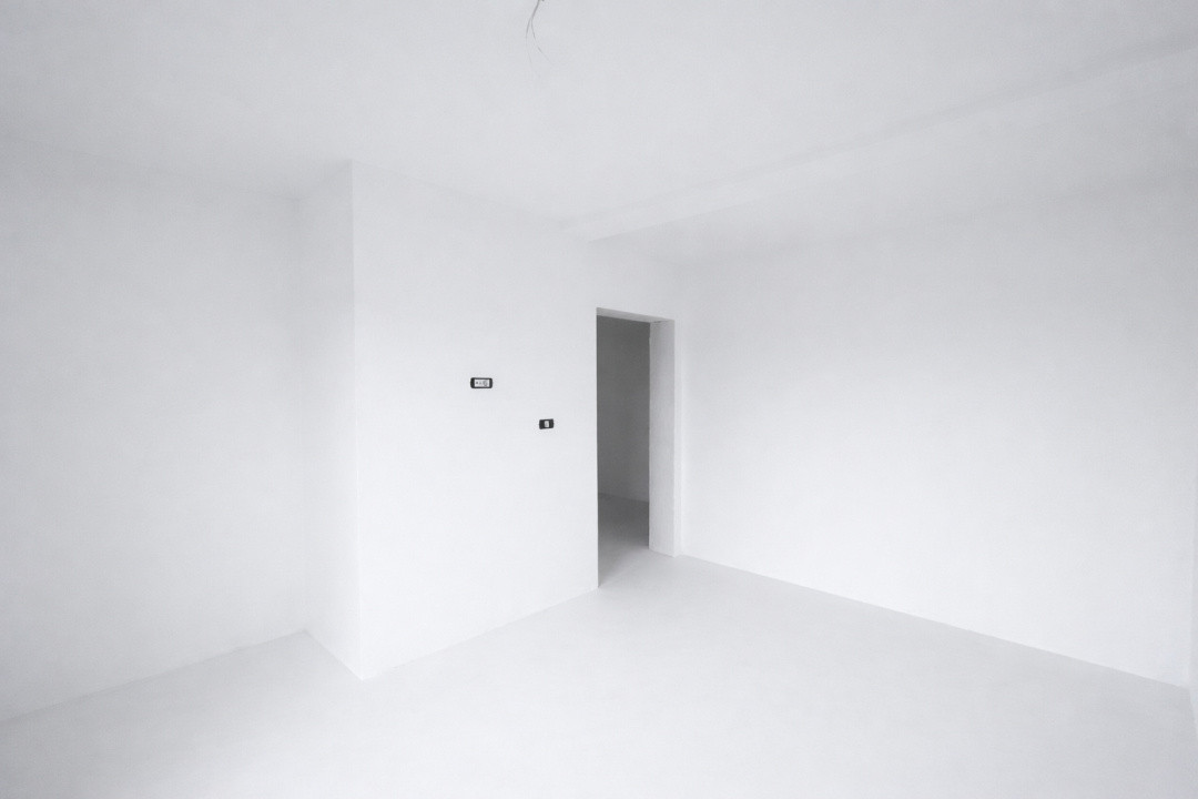 Comision 0%, Mediteranean, Asfalt