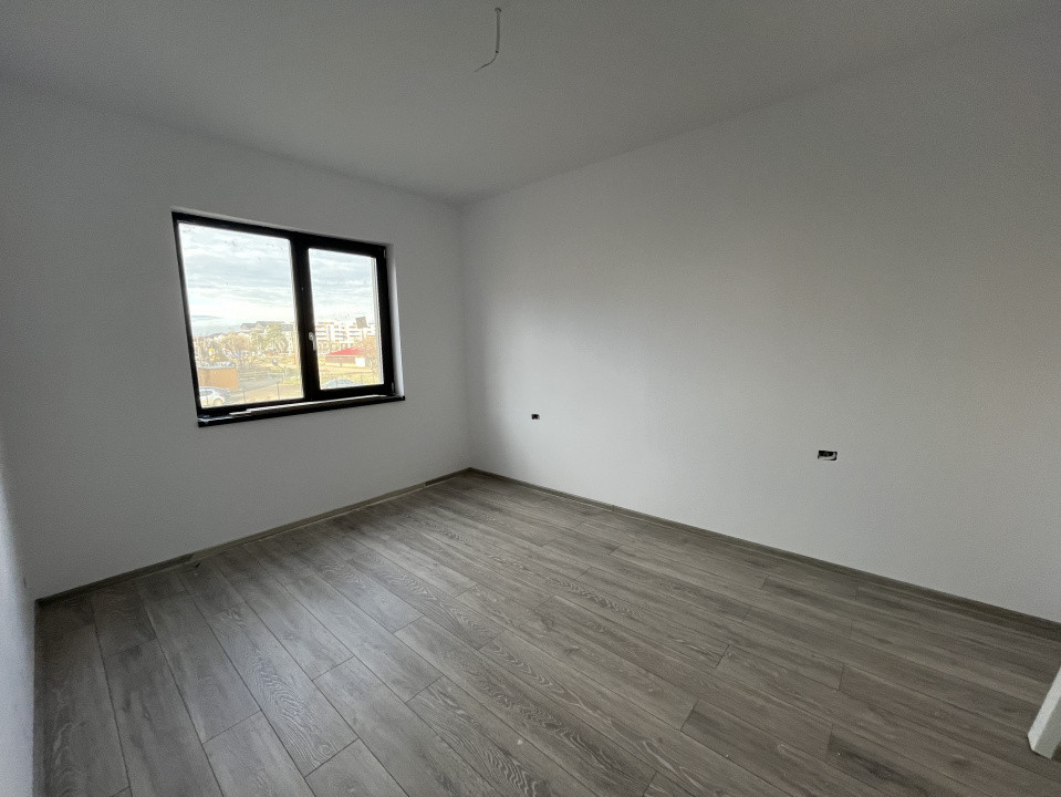 APARTAMENTE SPATIOASE, ZONA LIDL CU POD PROPRIU