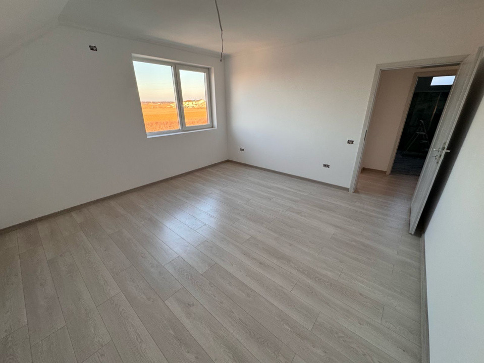 Asfalt, 4 Camere, Comision 0%