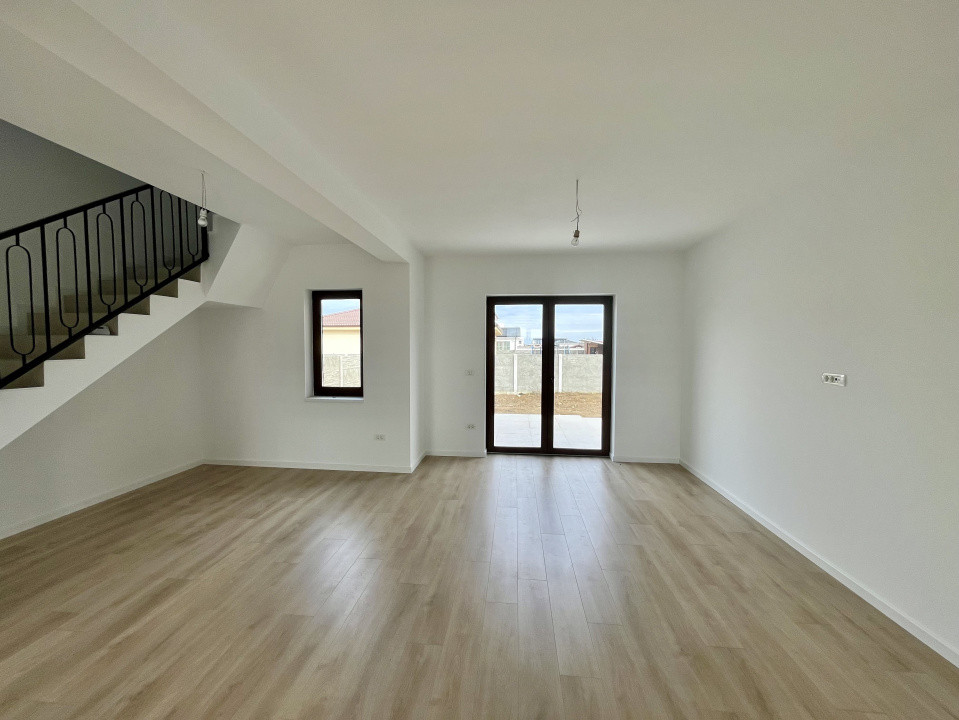 Pozitie Excelenta, Duplex Despartit, Finalizat