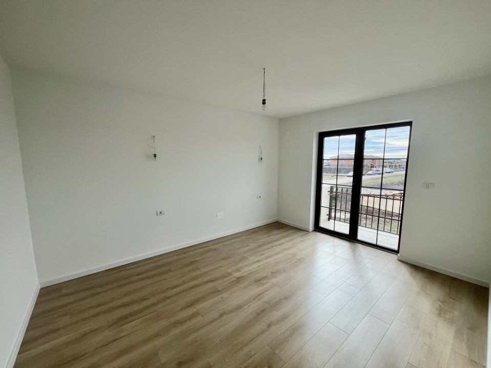 Pozitie Excelenta, Duplex Despartit, Finalizat