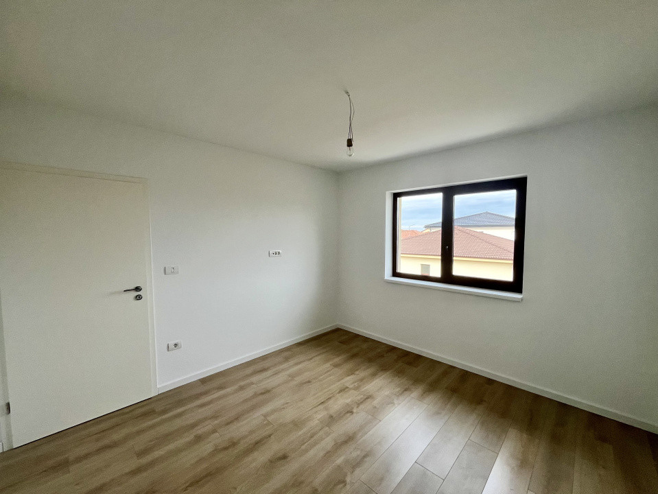 Pozitie Excelenta, Duplex Despartit, Finalizat