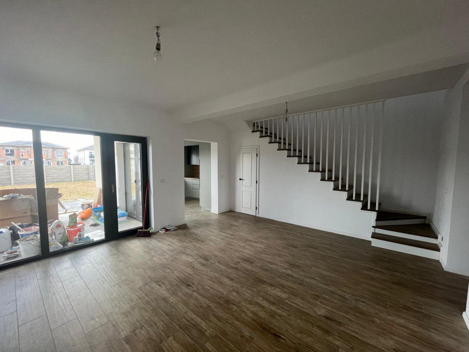 4 CAMERE, SUPRAFATA GENEROASA , ZONA KAUFLAND 