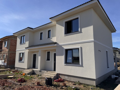 4 CAMERE, SUPRAFATA GENEROASA , ZONA KAUFLAND 