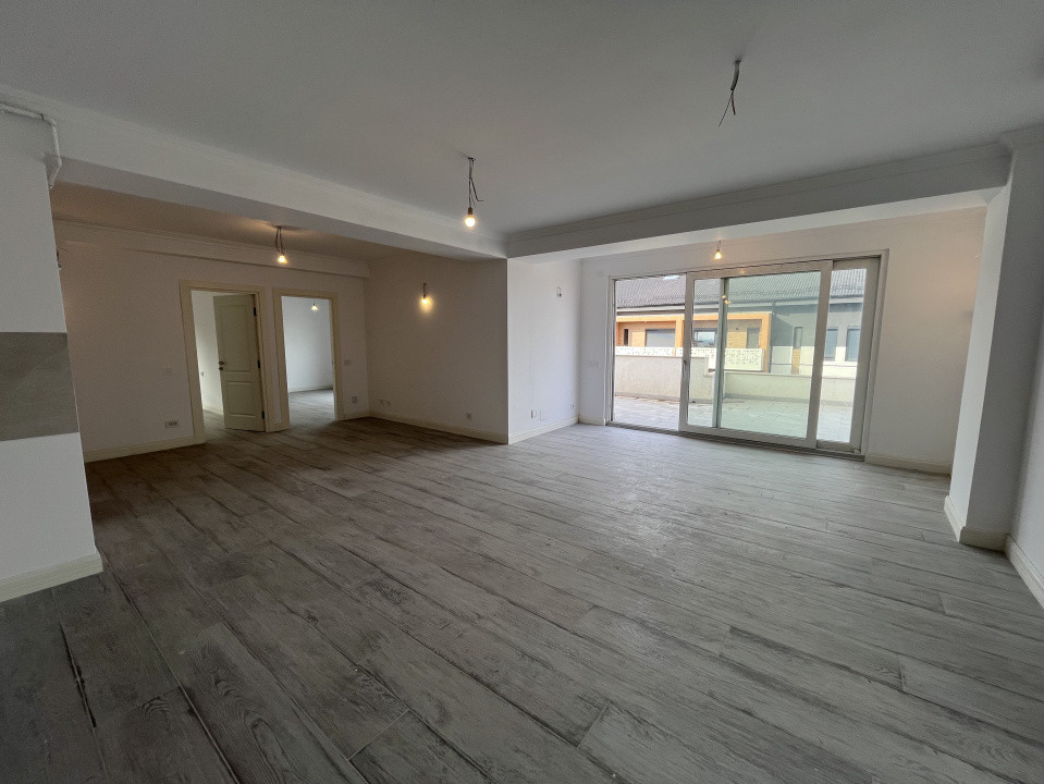 DEZVOLTATOR, PENTHOUSE, LIFT, GIROC, ZONA LIDL