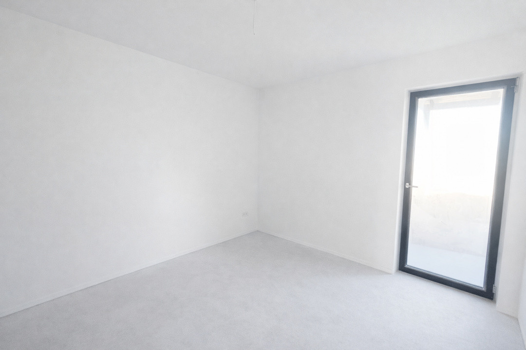 Ultima Jumatate, 3 Camere, Canalizare