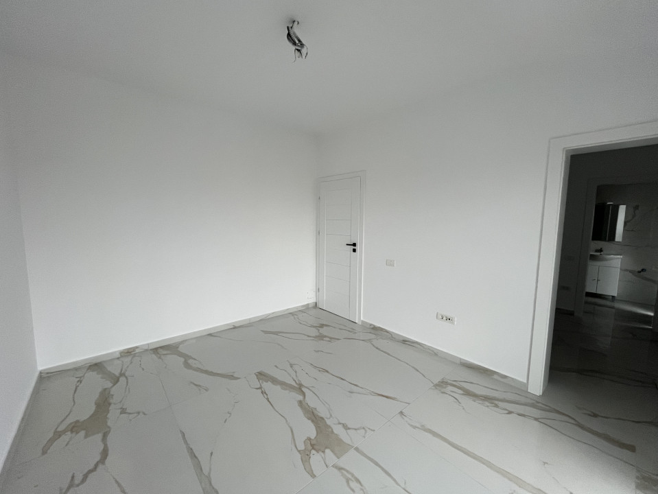 DIRECT DEZVOLTATOR, ULTIMUL PENTHOUSE