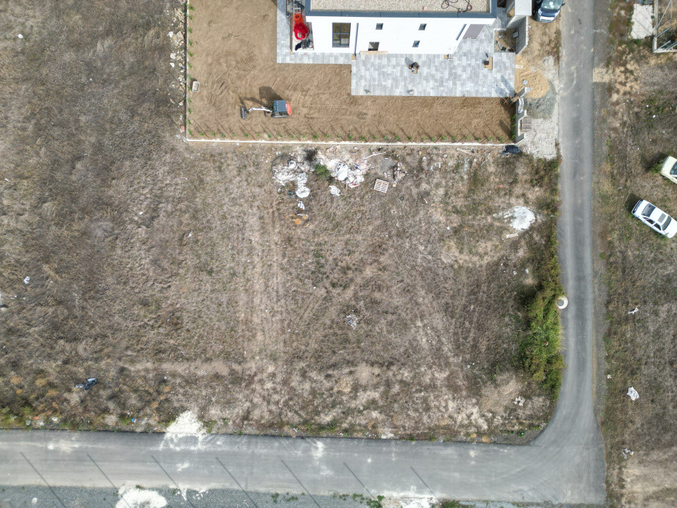 OFERTA! TEREN CU A.C , TOATE UTILITATILE, COMISION 0%