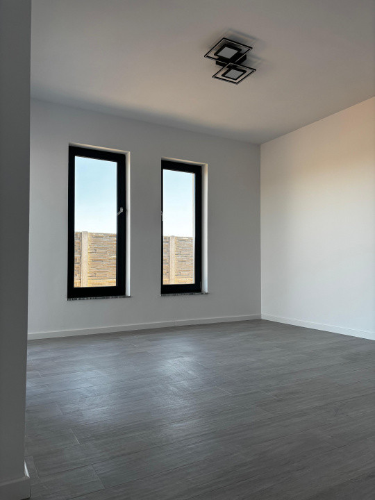 COMISION 0% , 3 CAMERE , PRET PROMOTIONAL