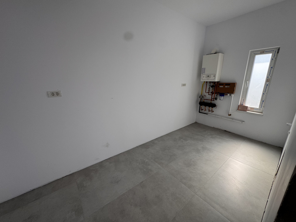 DUPLEX DESPARTIT, SUPRAFATA GENEROASA , TOATE UTILITATILE