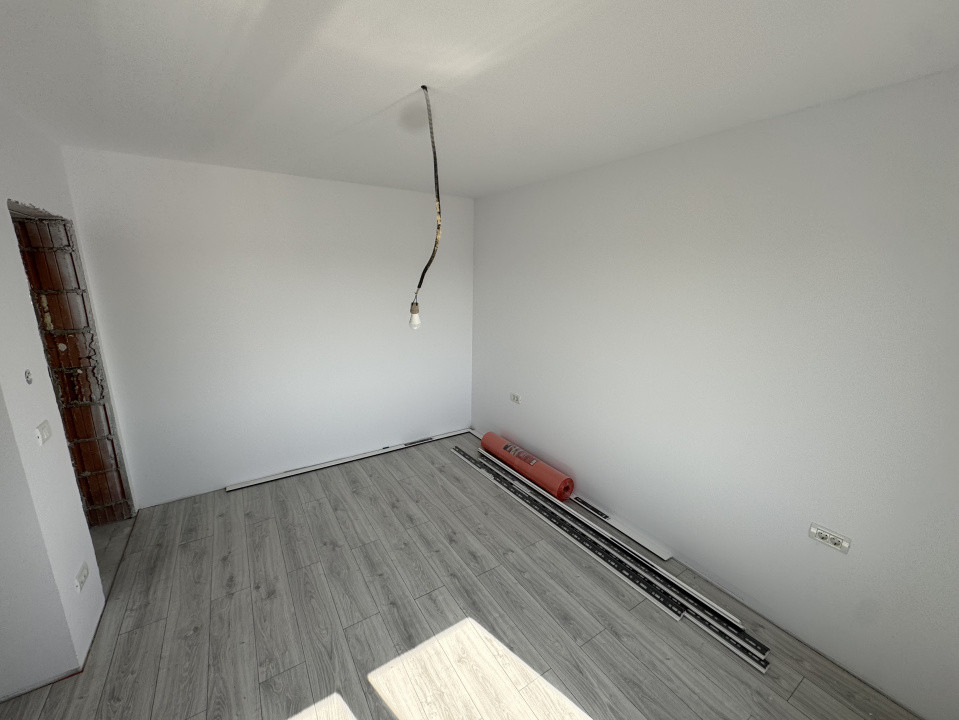 DUPLEX DESPARTIT, SUPRAFATA GENEROASA , TOATE UTILITATILE