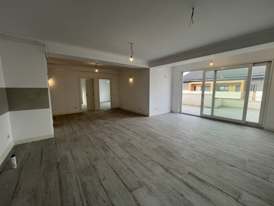 DEZVOLTATOR, PENTHOUSE, LIFT, GIROC, ZONA LIDL