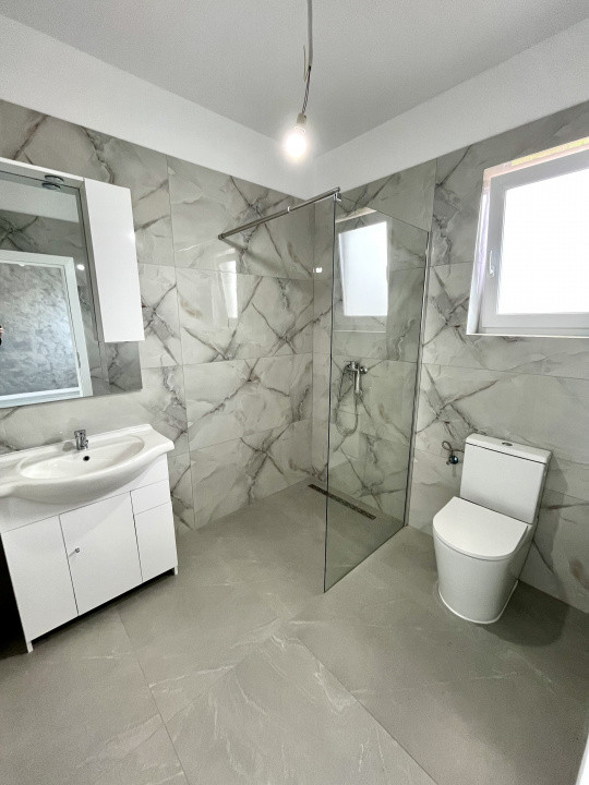 Casa Individuala, Mutare Imediata, 4 Camere