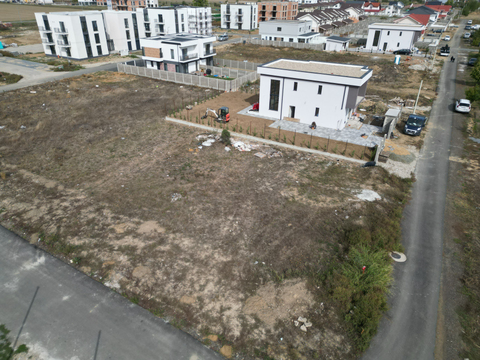 OFERTA! TEREN CU A.C , TOATE UTILITATILE, COMISION 0%