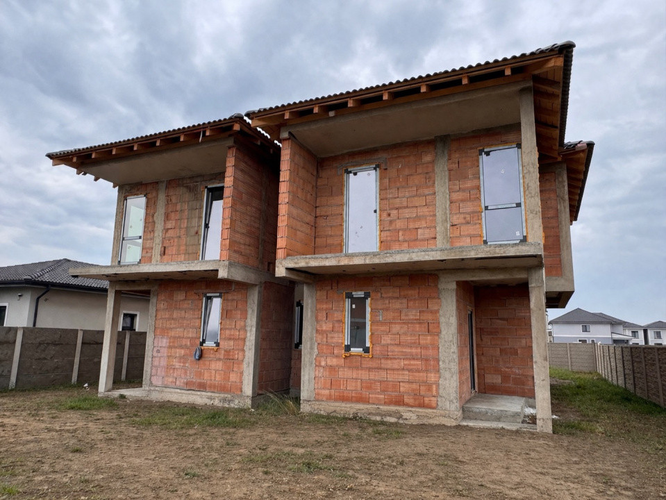 DIRECT DEZVOLTATOR, DESPARTIT PRIN C.T, 4 CAMERE