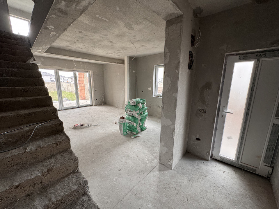 DIRECT DEZVOLTATOR, DESPARTIT PRIN C.T, 4 CAMERE