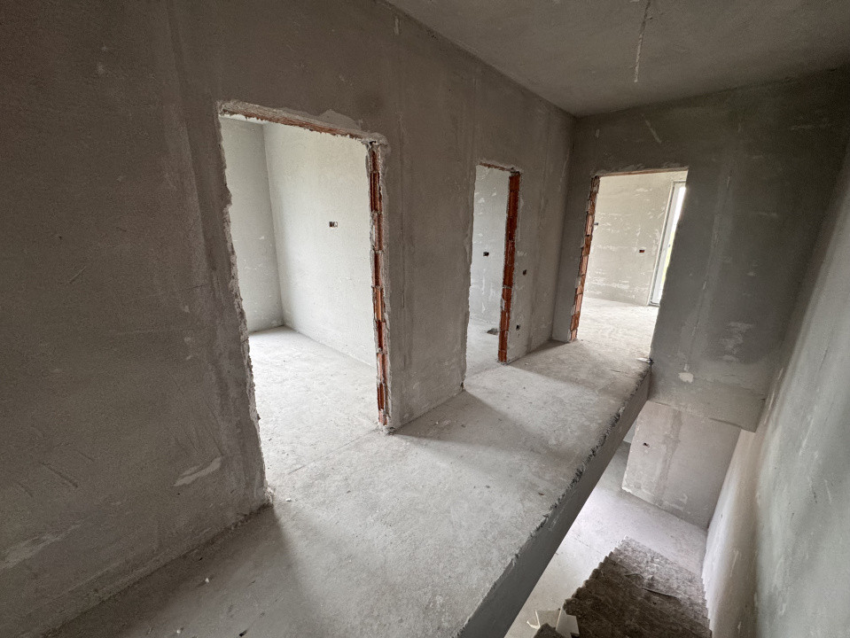 DIRECT DEZVOLTATOR, DESPARTIT PRIN C.T, 4 CAMERE