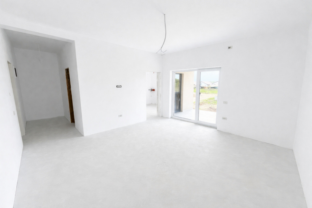 Proprietar, Etaj 1, Terasa 17 mp