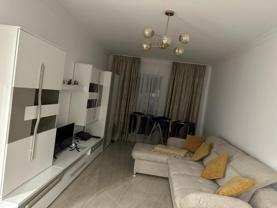 Apartament modern, complet mobilat, cu 2 locuri de parcare zona Giroc